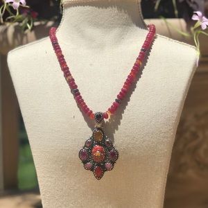 Gemstone pendant and necklace combo